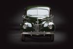 Ford V8 Deluxe 5-Window Coupe 1940 года